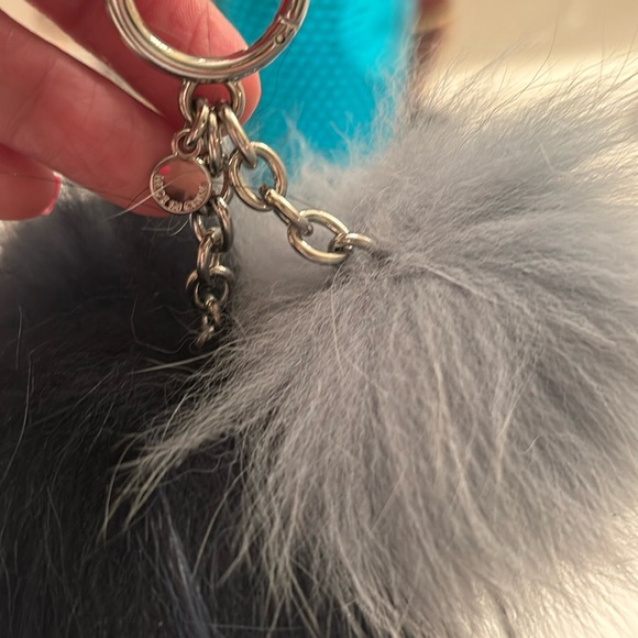 Like New Michael Kors double poof/key ring navy/greyblue 💙🩶 - Picture 4 of 4